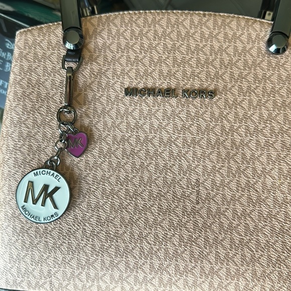 MICHAEL KORS Kimberly X-body/Satchel Bag - NWOT - Picture 5 of 5